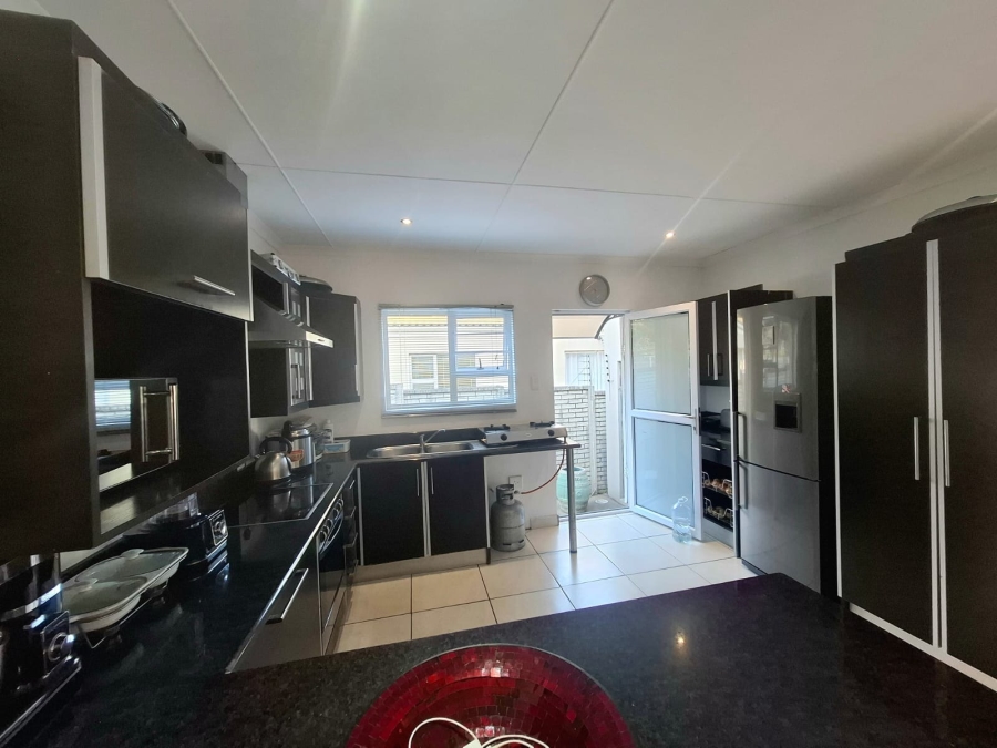 3 Bedroom Property for Sale in Nahoon Valley Park Eastern Cape